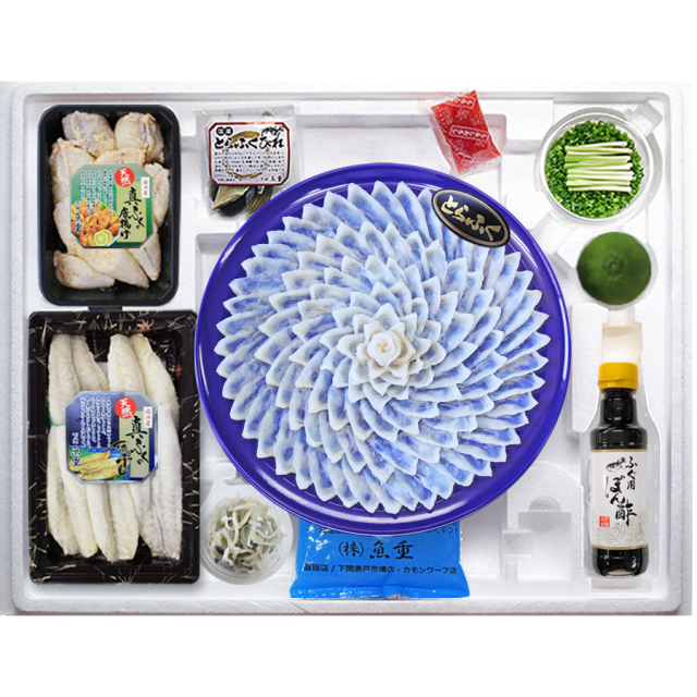 送料無料 国産とらふぐ刺身（4-5人前・高台プラ皿）と一夜干・唐揚セット／下関工場直送、株式会社魚重