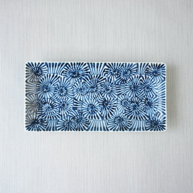 そうた窯│染付蛸唐草S字長角皿（小） サイズ：230mm×115mm