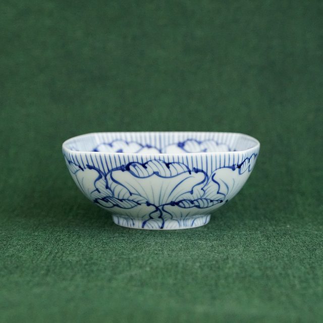 そうた窯|染付花弁紋正角浅鉢 そうた窯|染付花弁紋正角浅鉢