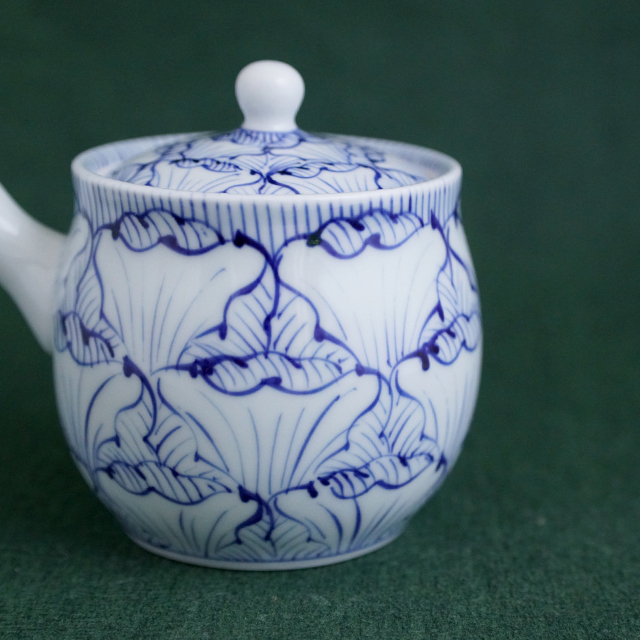 そうた窯│染付花弁紋新急須（大）