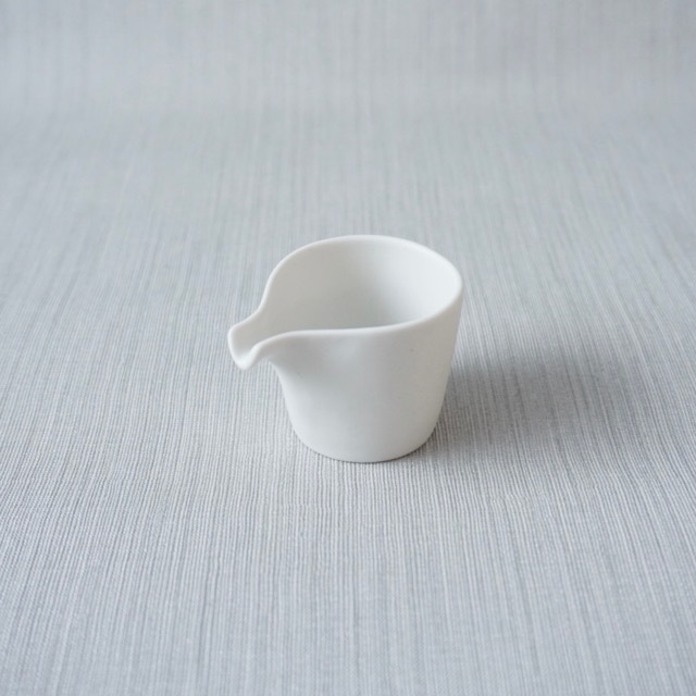 金善窯｜片口Sミスト サイズ：45mm×60mm×H40mm 重さ：40g