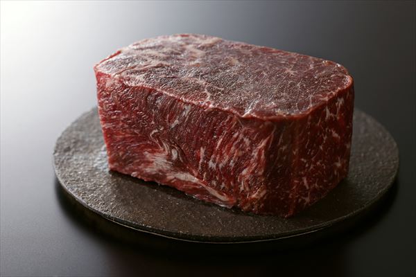 【里山牧場】里山牛　ローストビーフ用ブロック（300g）