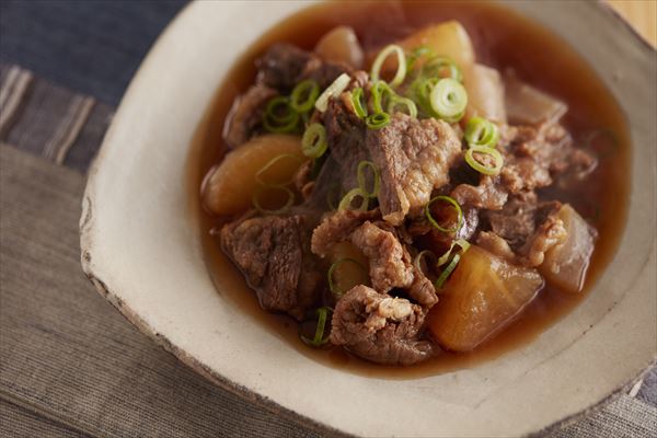 【里山牧場】里山牛　煮込み用牛すじ（500g）