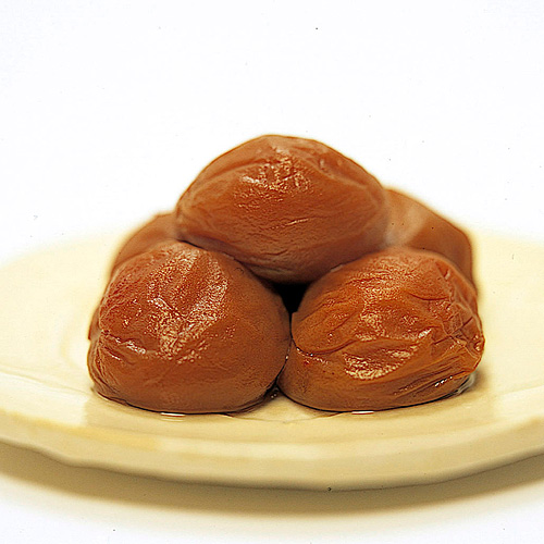 黒酢の梅 550g 化粧箱入り