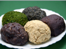 おはぎもち おはぎ/ぼた餅】甘さ控えめ！ホッとする味♡ | レシピサイトNadia