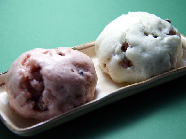 婚礼用赤飯まんじゅう