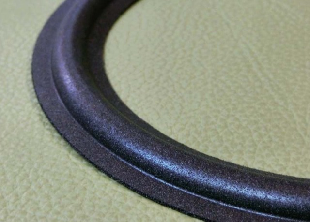 ウレタンエッジ KM08