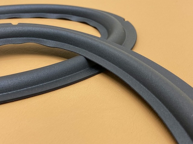 Alpine, Altec 等用 楕円ラバースピーカーエッジ OR69