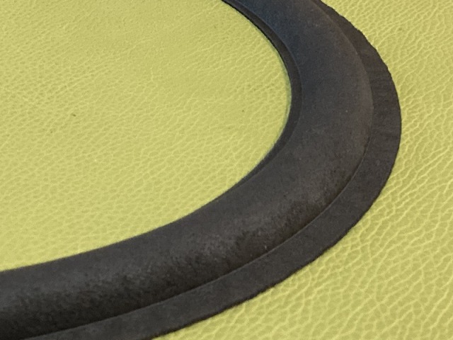 人工皮革エッジ UT38