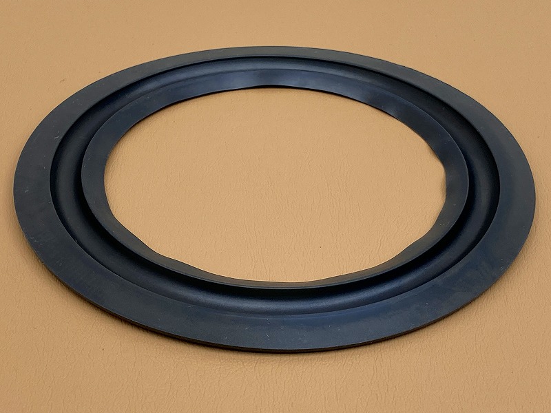 ラバーエッジ RR06