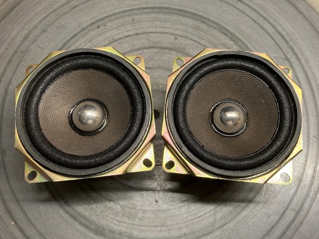 B&O Beovox Penta, SONY ZS-F1 等 適合ウレタンエッジ KS03