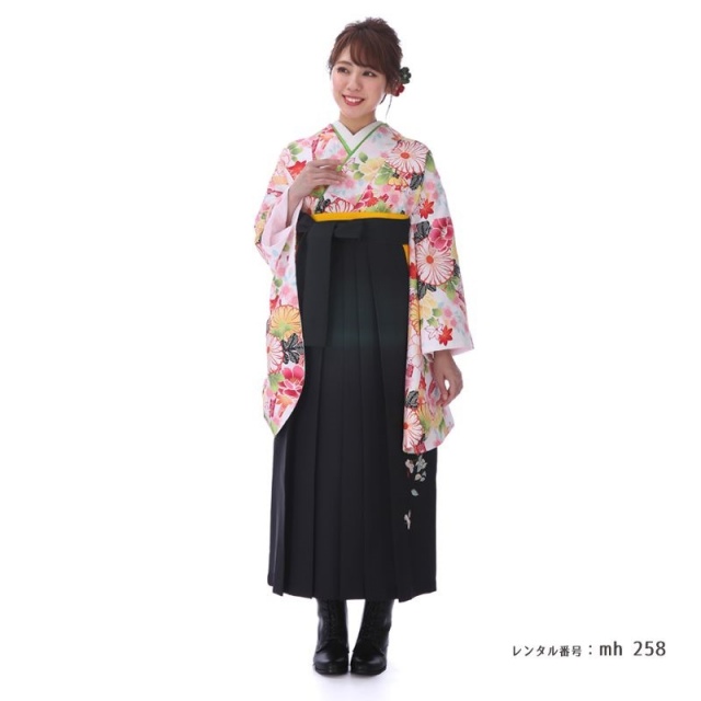 卒業式着物袴商品の画像