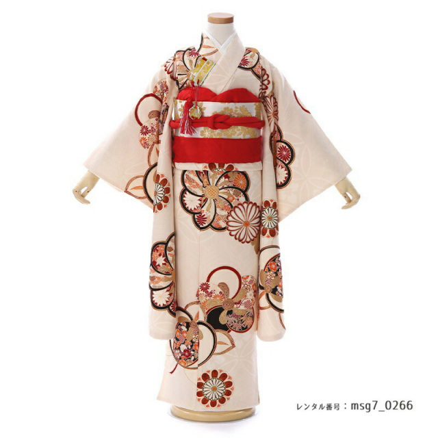 msg7_0266 / 紅一点