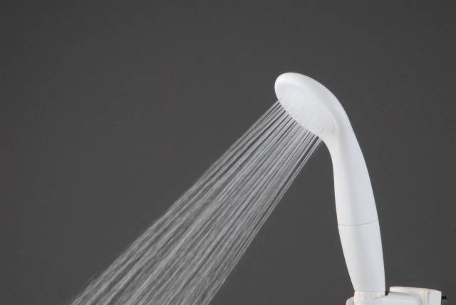 日本アトピー協会推薦品 残留塩素を除去してやさしい水に】浄水
