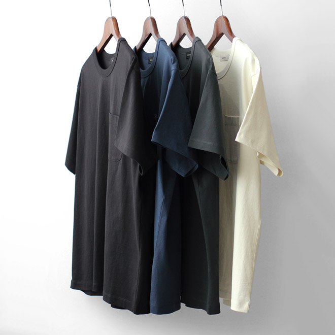 alvana / Openend Classic pocket Tee
