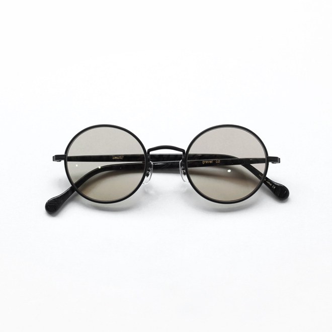 kearny / gravel 2 *black stone - dark brown - Brown Lens