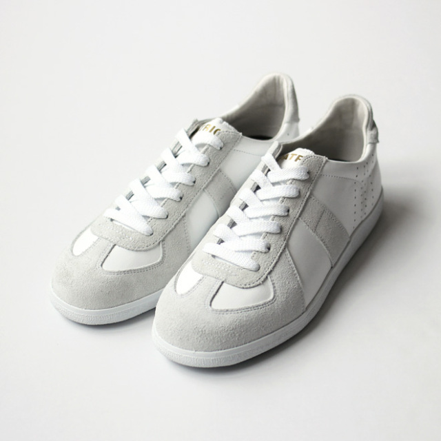 PATRICK / JANNU - White