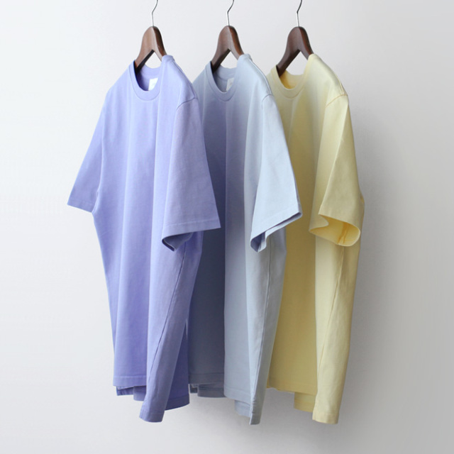 unfeigned / Basic T-Shirt