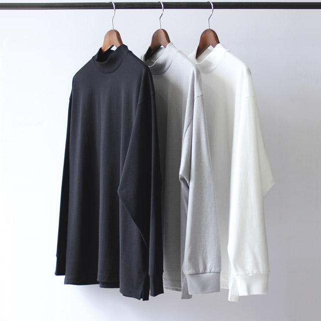 Ordinary fits / Mock Neck Tee