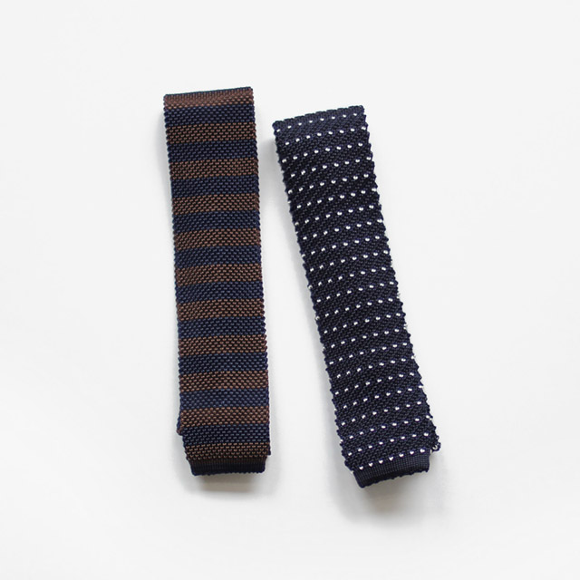 A PIECE OF CHIC / Silk Knit Tie