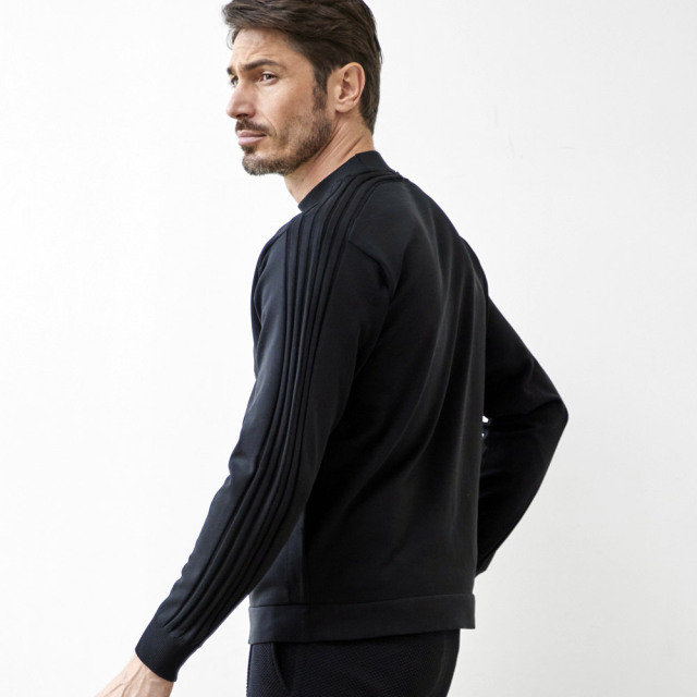 会員様限定SALE]【弾くニット】超撥水 ハイスペック機能 クルーネック