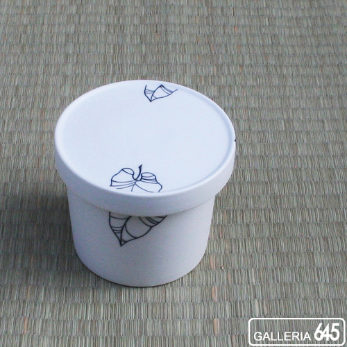 蓋物（リーフ）：ARITA PORCELAIN LAB:018126