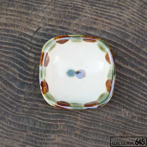 四角豆皿（2彩ドット）：眞喜屋 修 ：035102