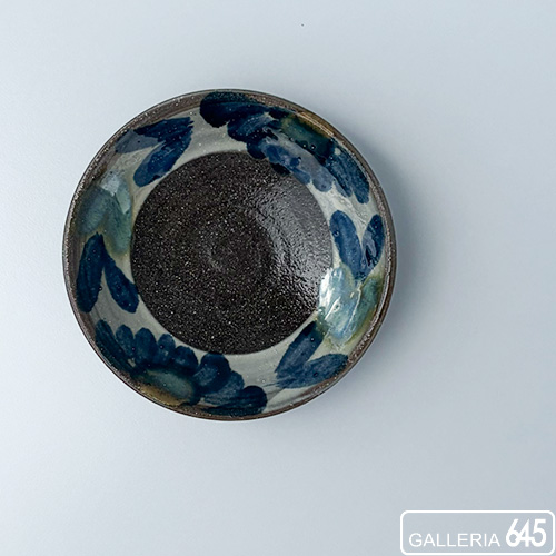 5寸皿（唐草緑ハート）：畑田耕介:068103-1