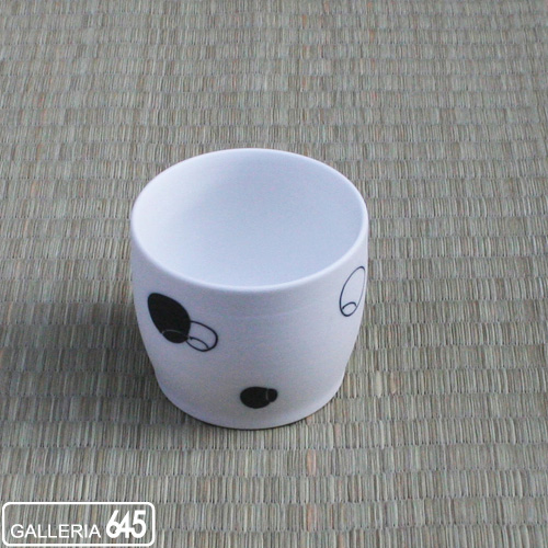 湯呑（うちわ）：ARITA PORCELAIN LAB:018122
