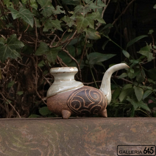 3本足のカラカラ（白）（半合）