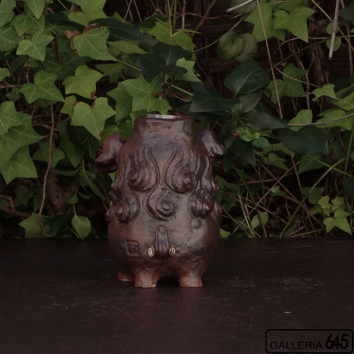 花入れシーサー（黒）