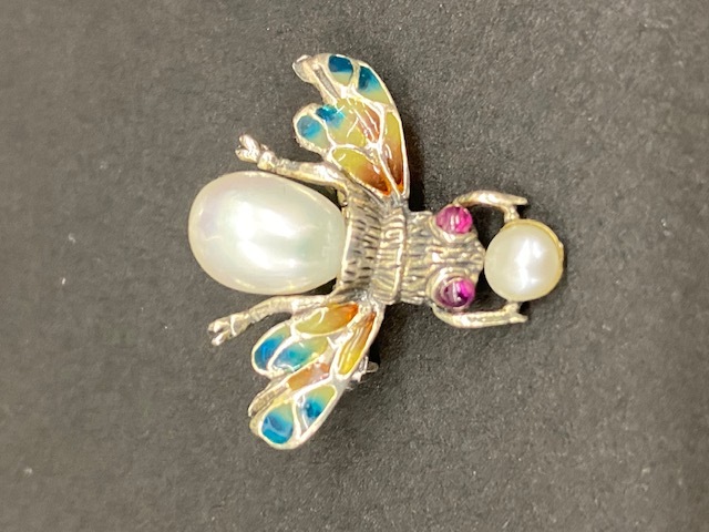 蜂ブローチ sold