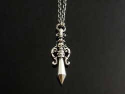 シルバーアクセサリー通販　メンズ/シャンデリア　ネックレス