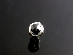 シルバーアクセサリー通販　メンズ/ブラックスピネル　ピアス
