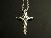 シルバーアクセサリー通販　メンズ/クロスネックレス