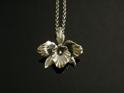 シルバー誕生花ネックレス　12月カトレア　【K-SMITH】