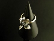 誕生花12月カトレア指輪