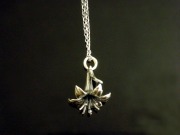 誕生花ネックレスゆり