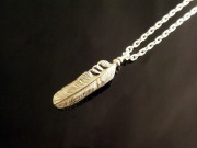 シルバーアクセサリー通販　メンズ/フェザーネックレス
