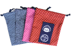 キャラクター巾着（ふかひれちゃん）