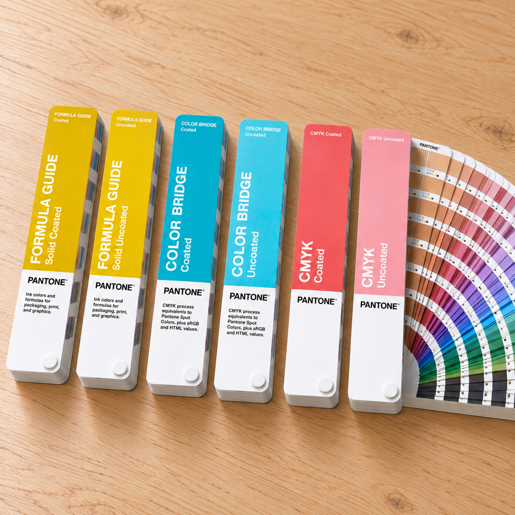 PANTONE エッセンシャル 正規品 最新版