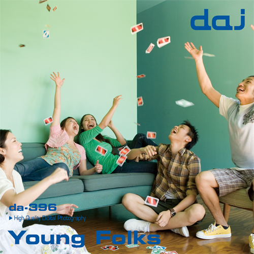 DAJ396 Young Folks【若者】