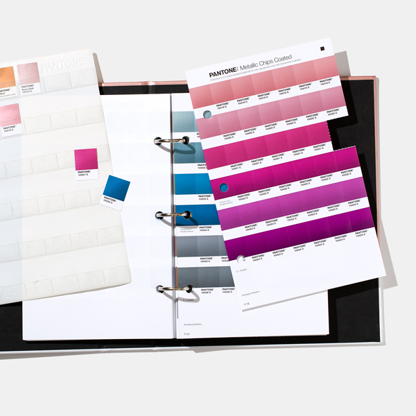 PANTONE ソリッドチップブック コーティング・未コーティング Amazon.co.jp: Pantone ソリッドチップ コーティング