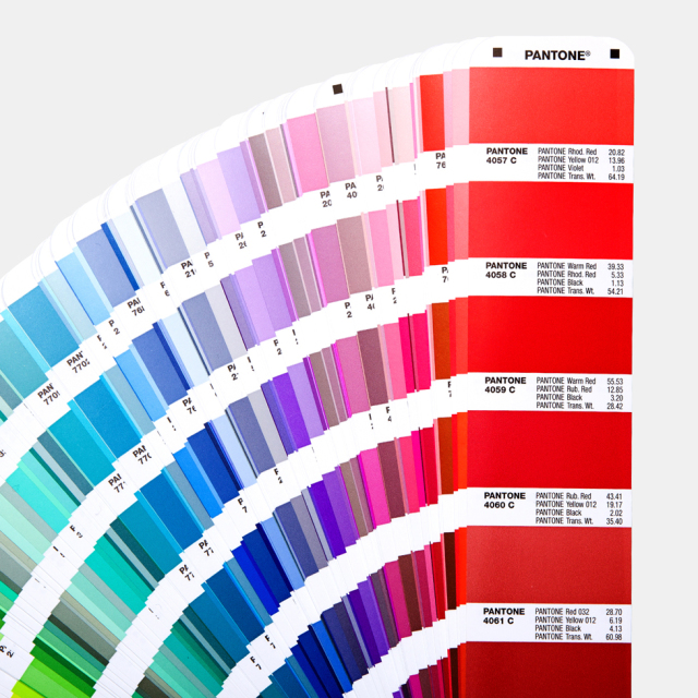 PANTONE PLUS フォーミュラガイド/2冊組(コート紙、上質紙)2019版 PANTONE PLUS フォーミュラガイド/2冊組(コート紙、上質紙)2019版