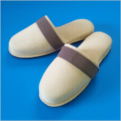 ぬげにくい安全スリッパ