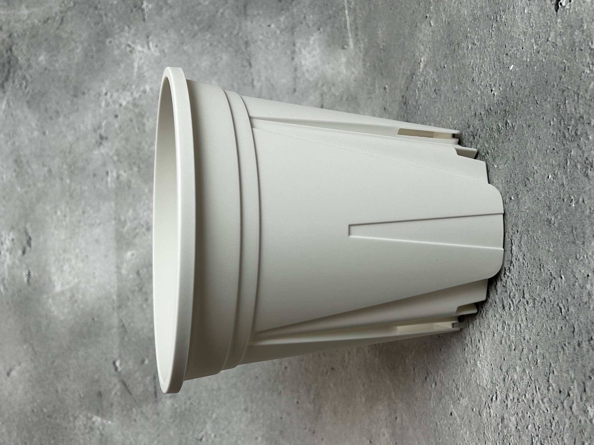 すくすくいい根ポット  5号 白 (WH)1個 進化したスリット鉢　