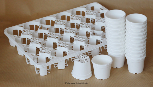 プラ鉢　A-30　白　24個セット + 専用トレー　PMT-24白（ホワイト）　付き