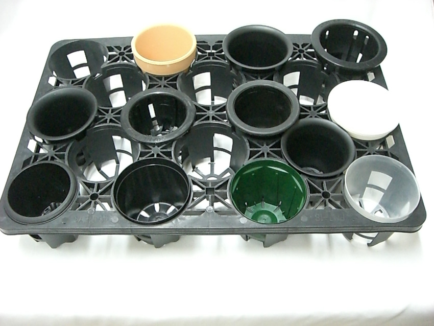 トレー　18穴　PMT-18 黒　プラスチックトレイ