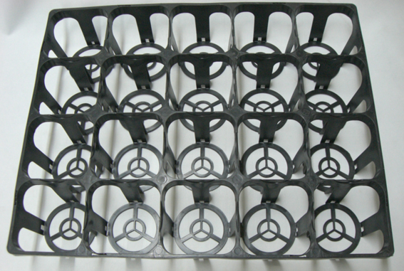 トレー　20穴　TO-20　プラスチックトレイ 黒 角穴　10.5ｃｍ用