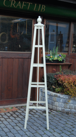 オベリスク　ピラミッドタイプ　「シンプルロッド1」サイズ：L（高さ１92cm、幅４３cm、奥行き４３cm）